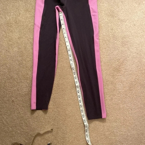 Athleta Capri leggings size small dark gray and pink athletic leggings - Picture 5 of 8